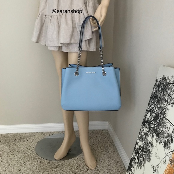 🌼Michael Kors Purse - Picture 7 of 11